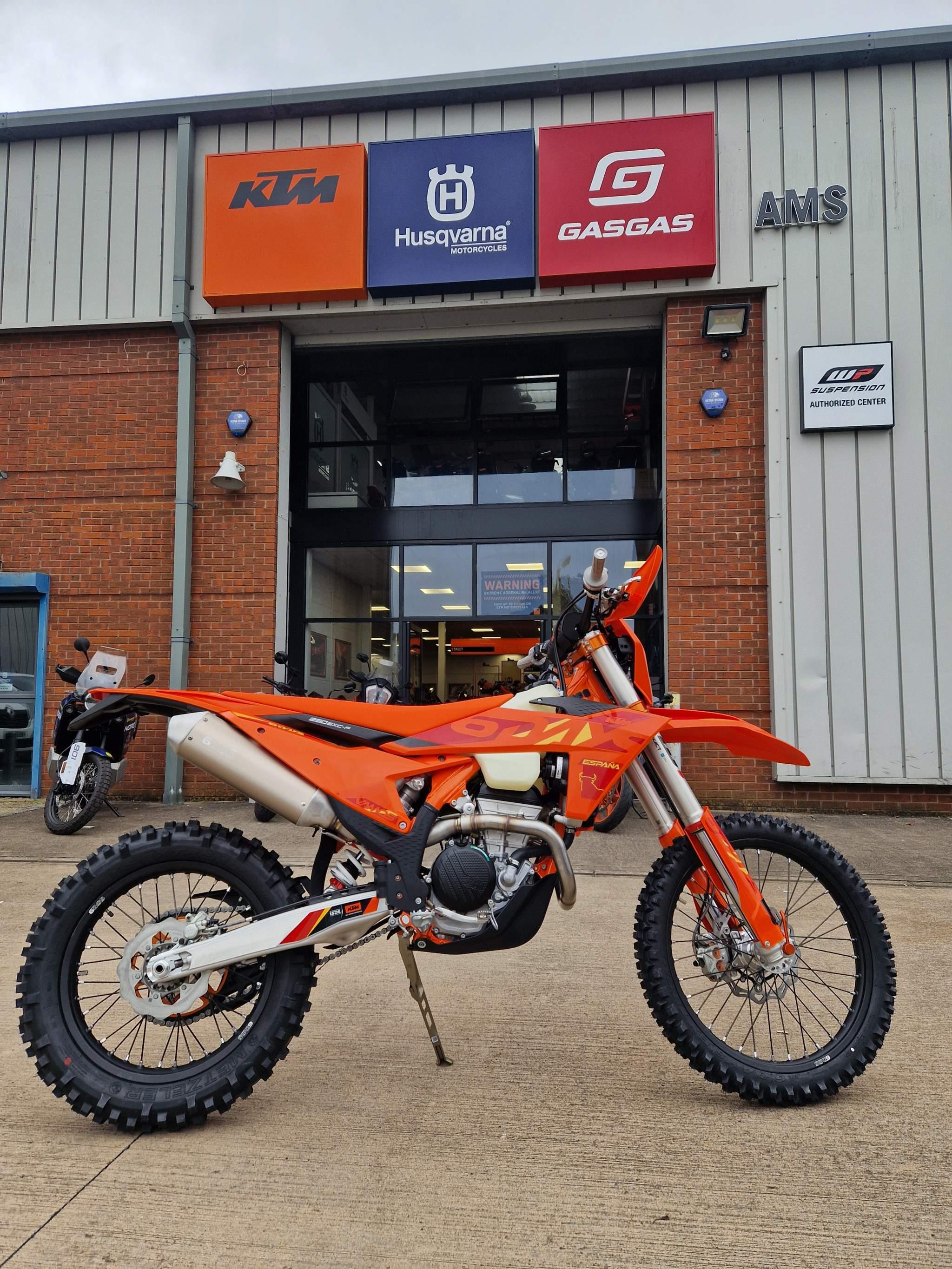2025 KTM 250 SIX DAYS X-Ring